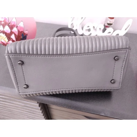 NWT Coach Grace Bag with Quilting Nappa Leather - Picture 4 of 8